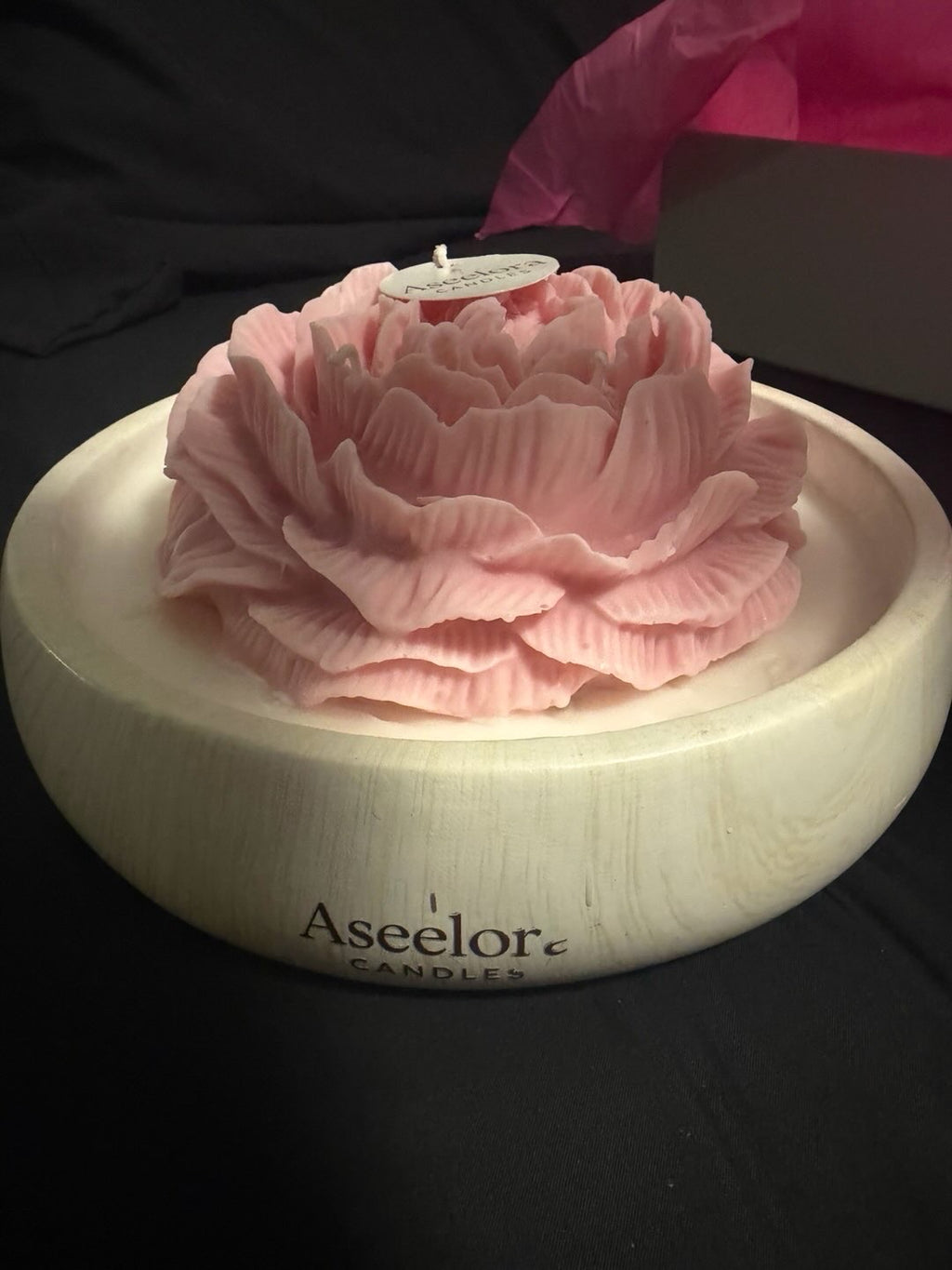 Handmade Candles ، A large, scented soy wax rose , It can be made in any color upon request.