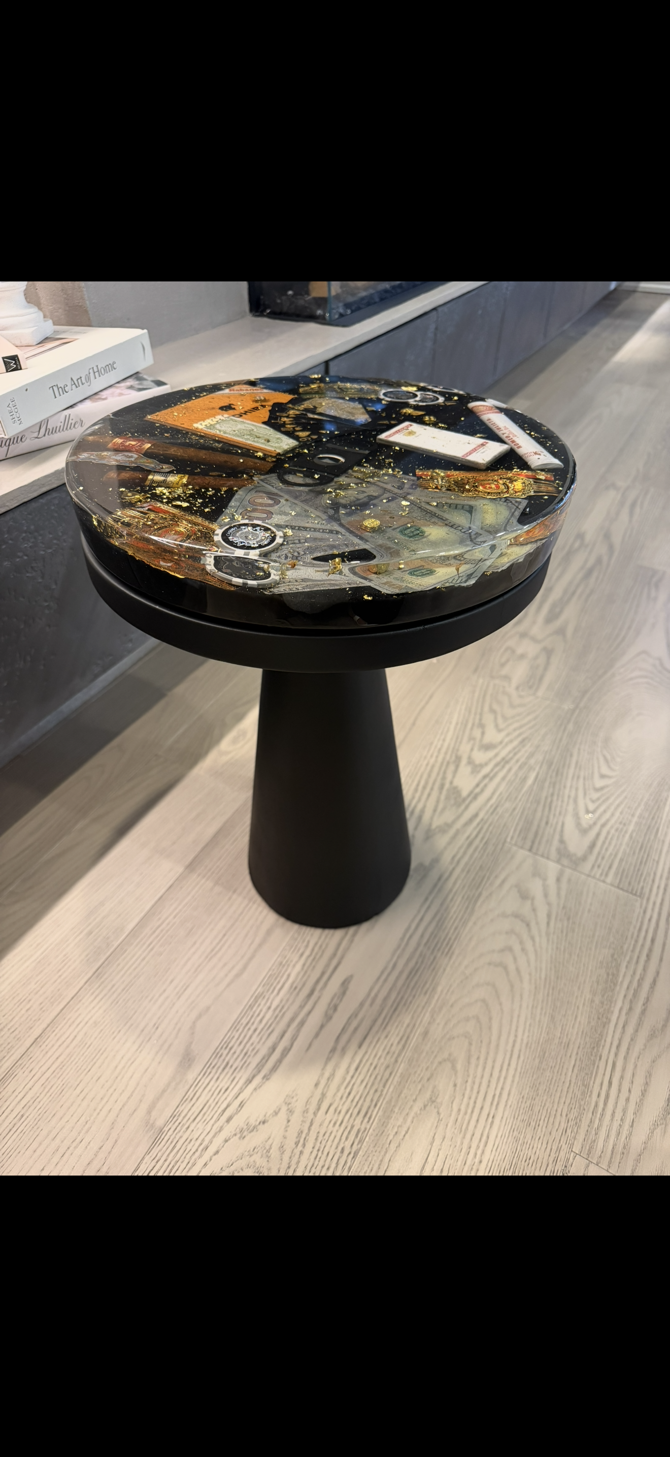 Handmade Resin Cigar Table